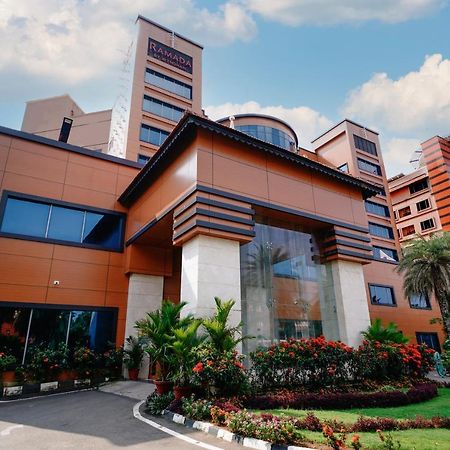 Ramada By Wyndham Alleppey Alappuzha Eksteriør billede