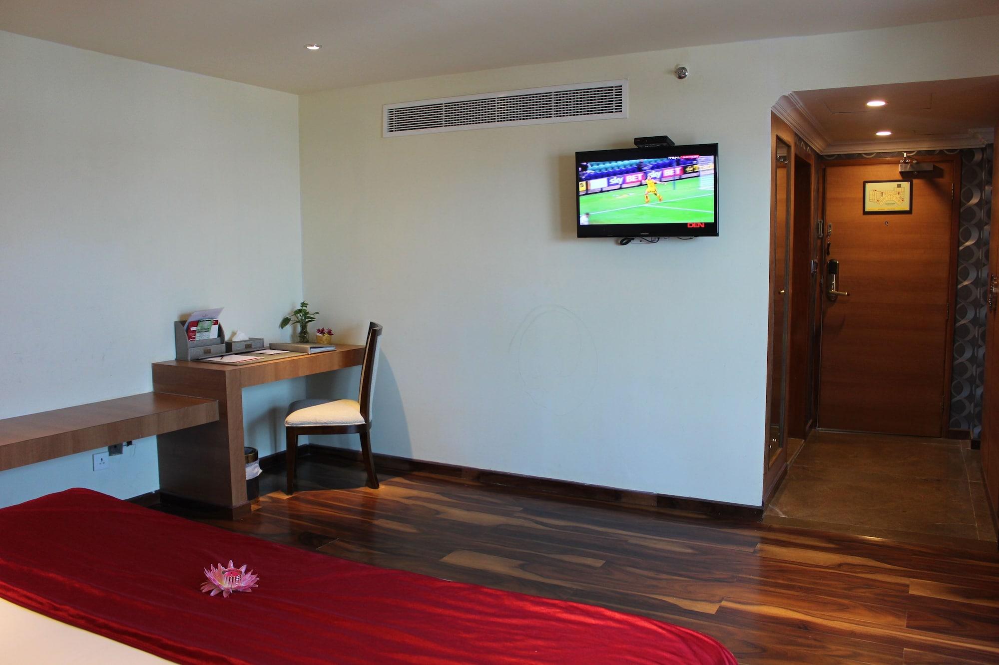 Ramada By Wyndham Alleppey Alappuzha Eksteriør billede