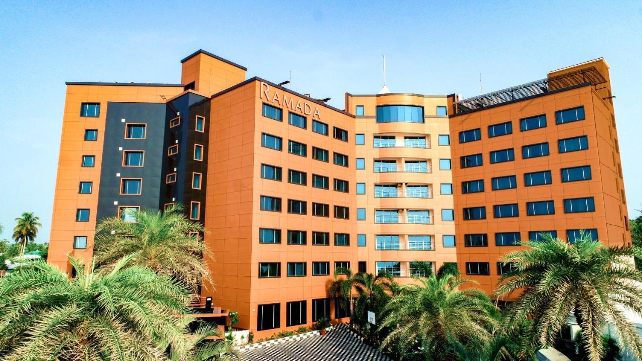 Ramada By Wyndham Alleppey Alappuzha Eksteriør billede