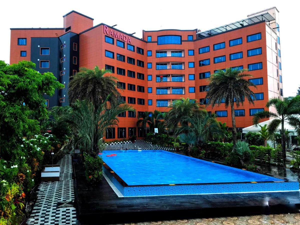 Ramada By Wyndham Alleppey Alappuzha Eksteriør billede