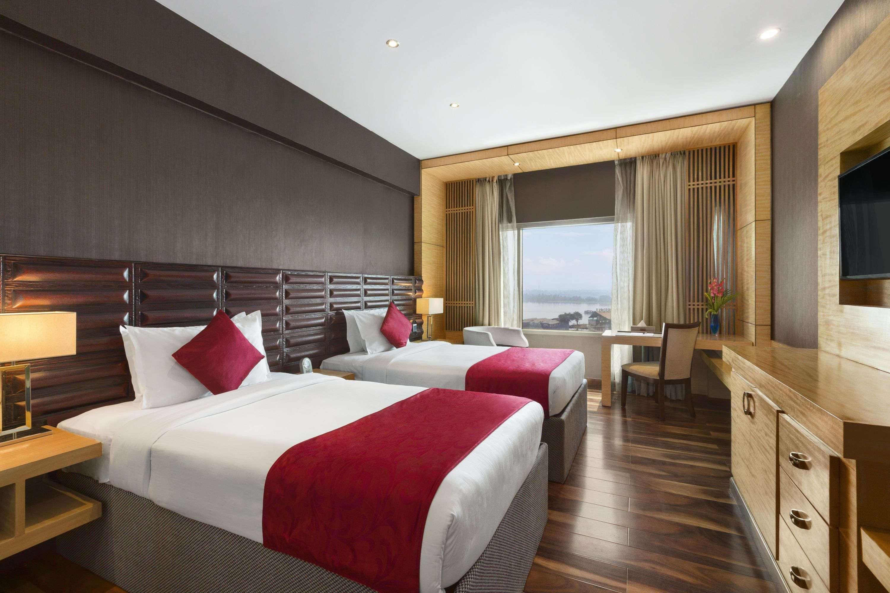 Ramada By Wyndham Alleppey Alappuzha Eksteriør billede