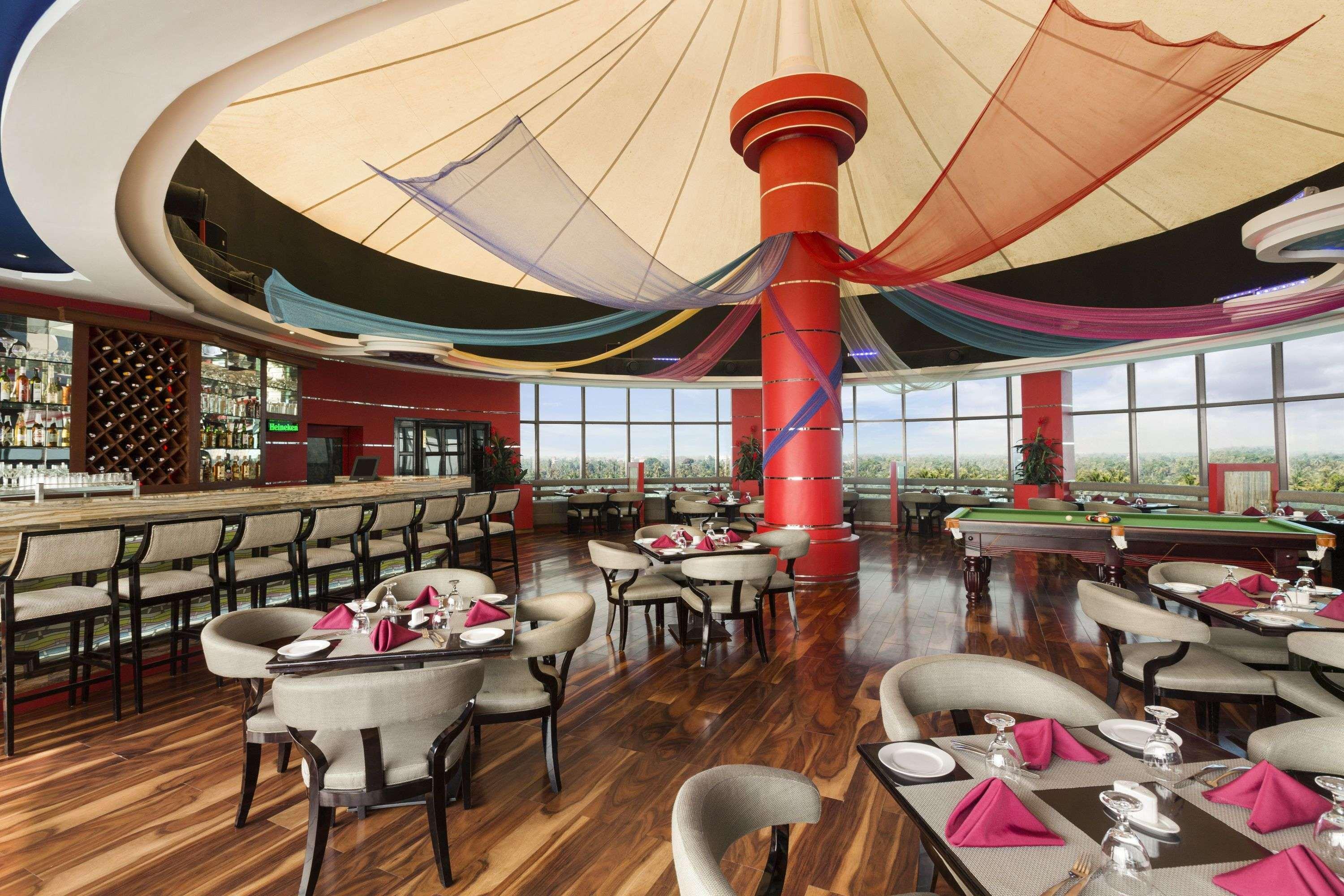Ramada By Wyndham Alleppey Alappuzha Eksteriør billede