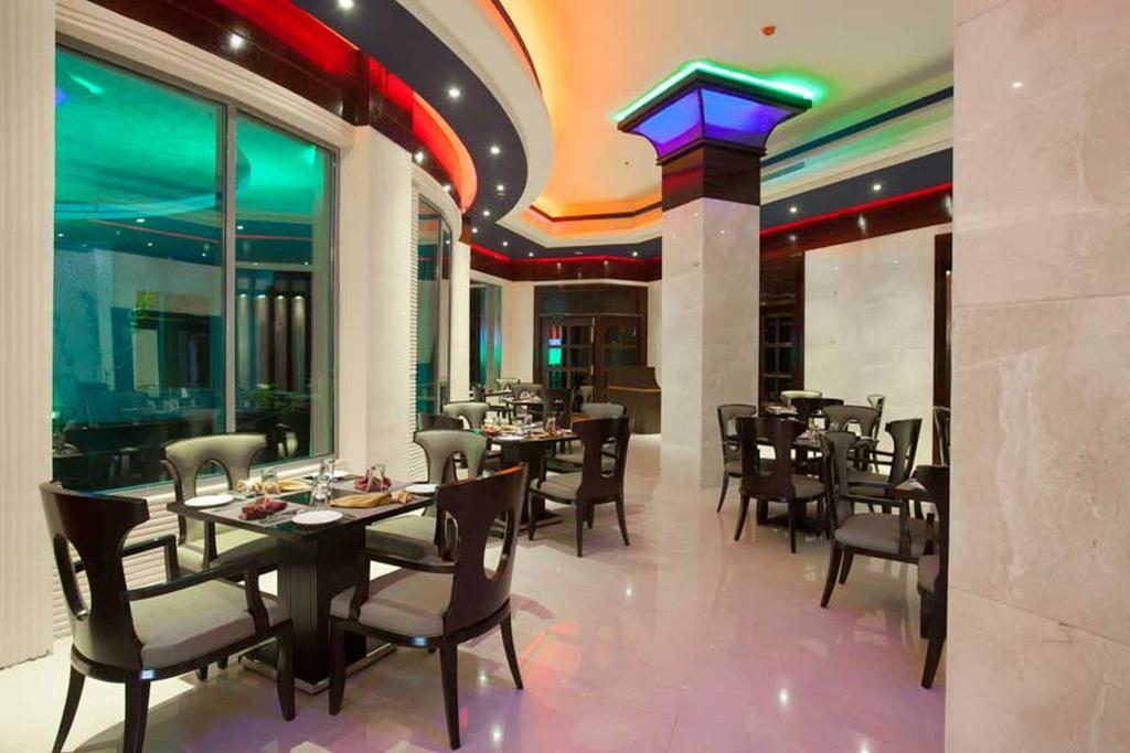 Ramada By Wyndham Alleppey Alappuzha Eksteriør billede
