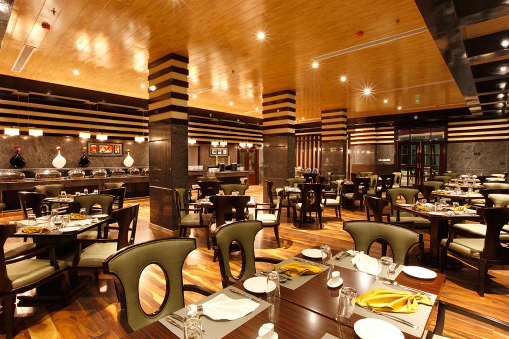 Ramada By Wyndham Alleppey Alappuzha Eksteriør billede