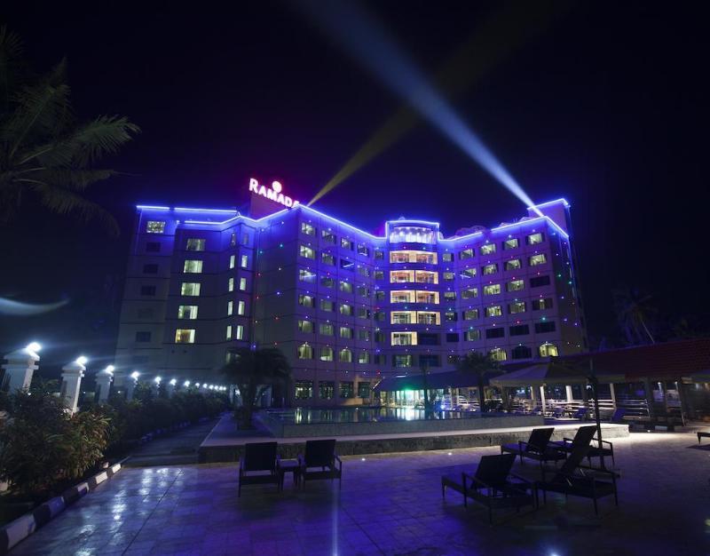 Ramada By Wyndham Alleppey Alappuzha Eksteriør billede